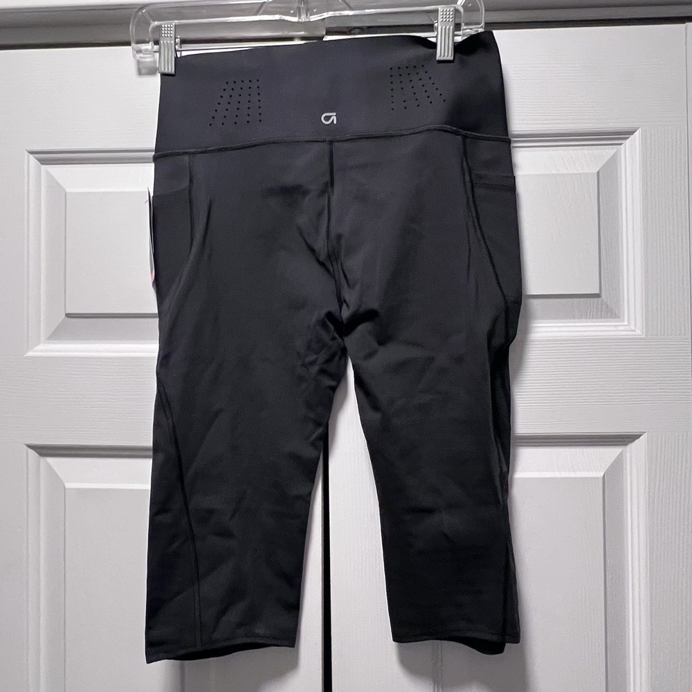 New Gap Fit Sculpt Revolution Crop Legging Black NWT Max Compression High Rise M